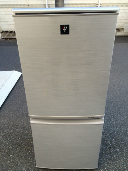シャーププラズマクラスター冷蔵庫（SJ-PD14W-S）