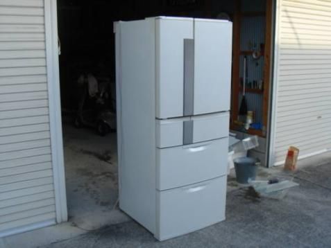 三菱6ドア冷凍冷蔵庫 MR-JX56LX-W 