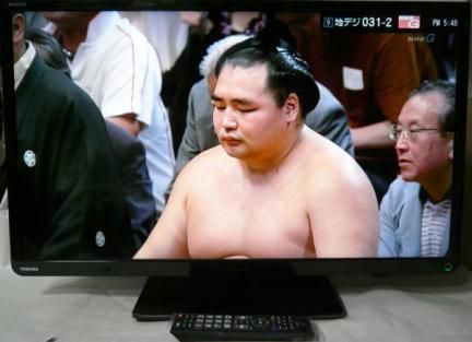 TOSHIBA REGZA レグザ 32S8 液晶テレビ